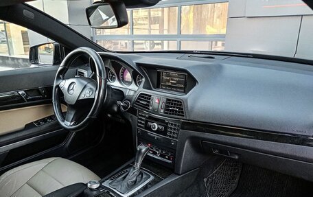 Mercedes-Benz E-Класс, 2010 год, 1 190 000 рублей, 6 фотография