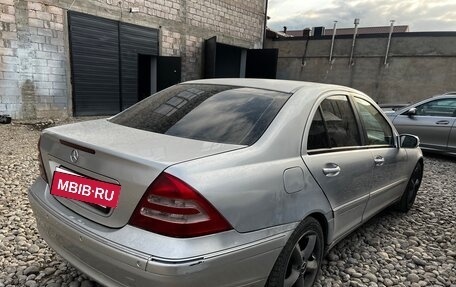 Mercedes-Benz C-Класс, 2001 год, 460 000 рублей, 4 фотография