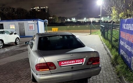 Mercedes-Benz E-Класс, 1996 год, 250 000 рублей, 4 фотография