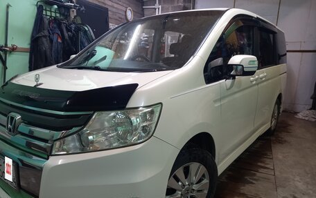 Honda Stepwgn IV рестайлинг, 2010 год, 1 450 000 рублей, 24 фотография
