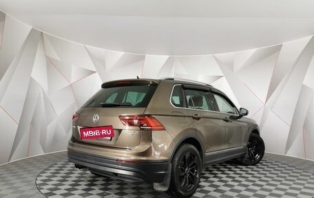 Volkswagen Tiguan II, 2017 год, 1 785 000 рублей, 2 фотография