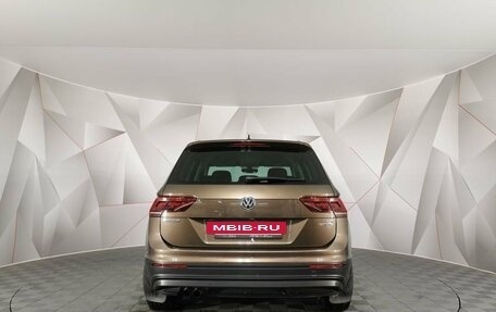 Volkswagen Tiguan II, 2017 год, 1 785 000 рублей, 8 фотография