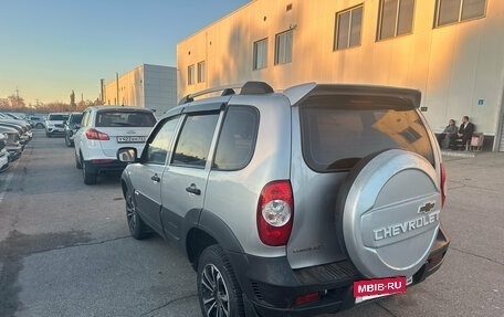 Chevrolet Niva I рестайлинг, 2012 год, 395 000 рублей, 3 фотография
