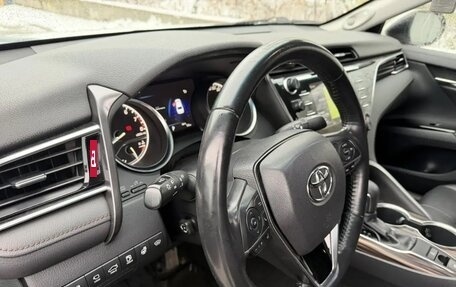 Toyota Camry, 2019 год, 3 500 000 рублей, 8 фотография
