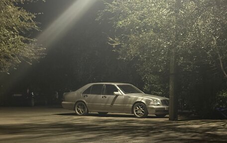 Mercedes-Benz S-Класс, 1995 год, 810 000 рублей, 2 фотография