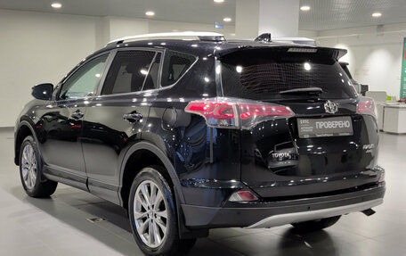 Toyota RAV4, 2018 год, 2 865 000 рублей, 7 фотография