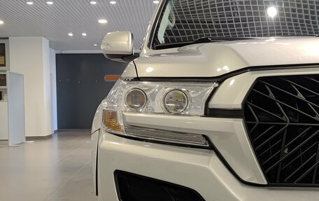 Toyota Land Cruiser 200, 2016 год, 4 600 000 рублей, 17 фотография