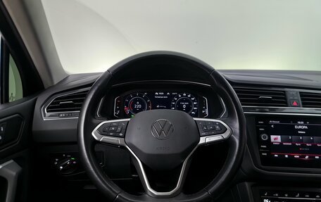 Volkswagen Tiguan II, 2021 год, 2 648 000 рублей, 11 фотография