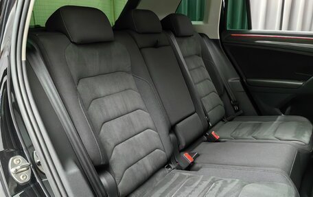 Volkswagen Tiguan II, 2021 год, 2 648 000 рублей, 9 фотография