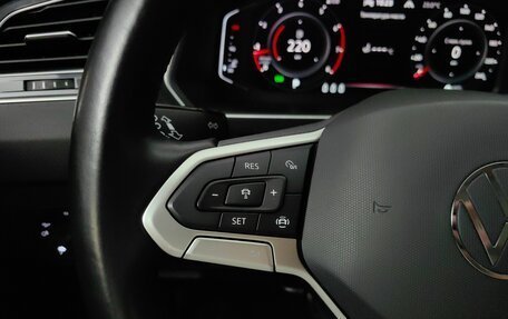 Volkswagen Tiguan II, 2021 год, 2 648 000 рублей, 20 фотография
