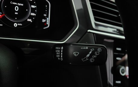 Volkswagen Tiguan II, 2021 год, 2 648 000 рублей, 23 фотография