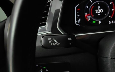 Volkswagen Tiguan II, 2021 год, 2 648 000 рублей, 22 фотография