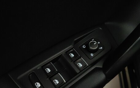 Volkswagen Tiguan II, 2021 год, 2 648 000 рублей, 25 фотография