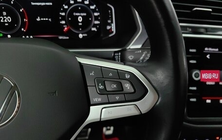 Volkswagen Tiguan II, 2021 год, 2 648 000 рублей, 21 фотография