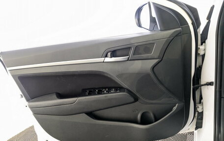 Hyundai Elantra VI, 2019 год, 1 595 000 рублей, 17 фотография