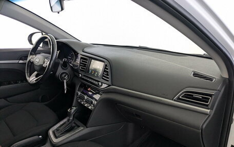 Hyundai Elantra VI, 2019 год, 1 595 000 рублей, 19 фотография