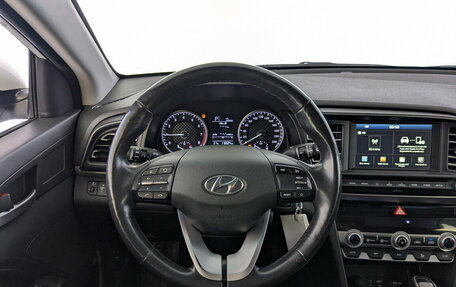 Hyundai Elantra VI, 2019 год, 1 595 000 рублей, 25 фотография