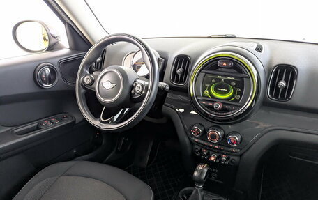 MINI Countryman II (F60), 2017 год, 1 935 000 рублей, 29 фотография