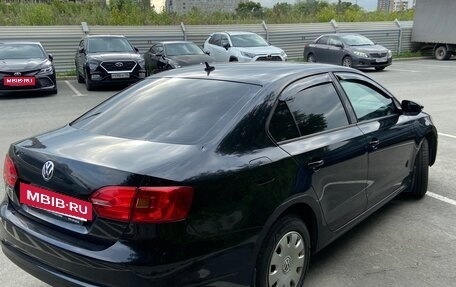 Volkswagen Jetta VII, 2013 год, 870 000 рублей, 4 фотография