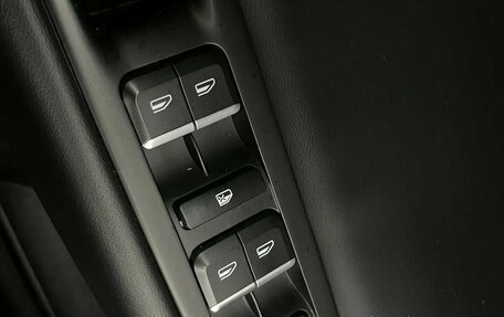 Geely Atlas I, 2019 год, 1 499 000 рублей, 17 фотография