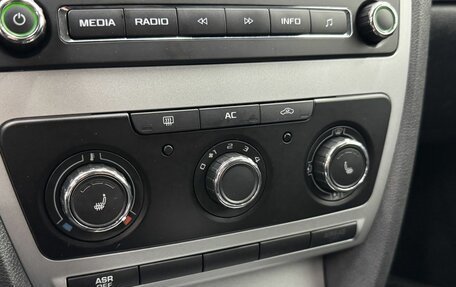 Skoda Octavia, 2012 год, 999 000 рублей, 20 фотография