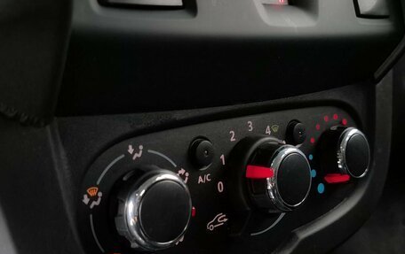 Renault Duster I рестайлинг, 2015 год, 1 069 000 рублей, 17 фотография