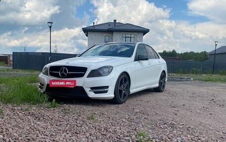 Mercedes-Benz C-Класс, 2012 год, 1 690 000 рублей, 2 фотография