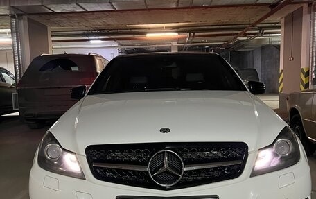 Mercedes-Benz C-Класс, 2012 год, 1 690 000 рублей, 29 фотография