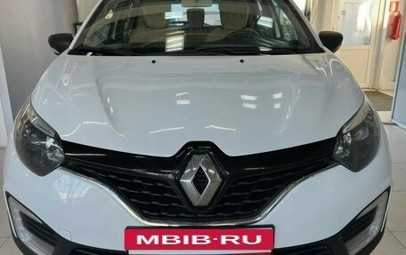 Renault Kaptur I рестайлинг, 2018 год, 1 238 000 рублей, 3 фотография