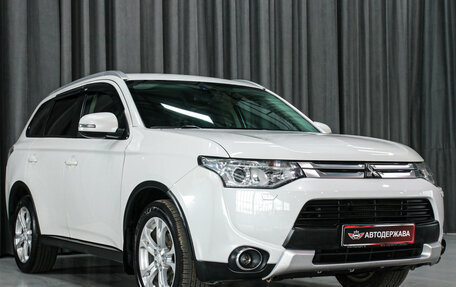 Mitsubishi Outlander III рестайлинг 3, 2014 год, 1 680 000 рублей, 7 фотография