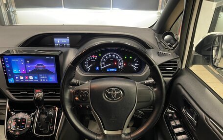 Toyota Esquire I, 2019 год, 2 250 000 рублей, 18 фотография