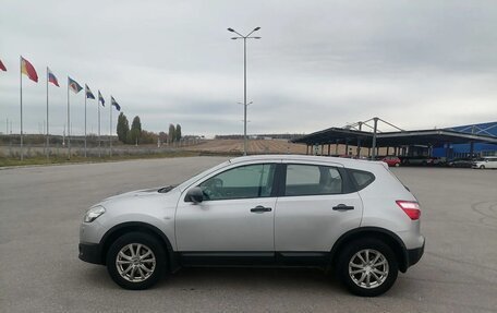 Nissan Qashqai, 2010 год, 950 000 рублей, 2 фотография