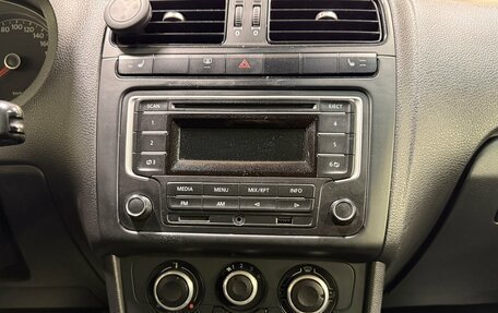 Volkswagen Polo VI (EU Market), 2012 год, 697 000 рублей, 12 фотография