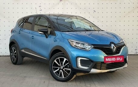 Renault Kaptur I рестайлинг, 2016 год, 1 190 000 рублей, 2 фотография