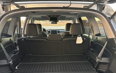 Honda Pilot III рестайлинг, 2018 год, 3 750 000 рублей, 9 фотография