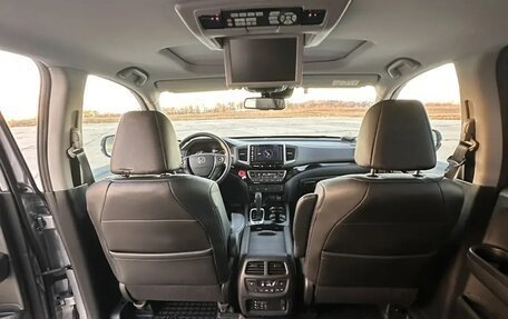 Honda Pilot III рестайлинг, 2018 год, 3 750 000 рублей, 10 фотография