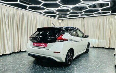 Nissan Leaf II, 2018 год, 1 779 000 рублей, 6 фотография