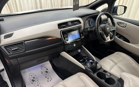 Nissan Leaf II, 2018 год, 1 779 000 рублей, 13 фотография