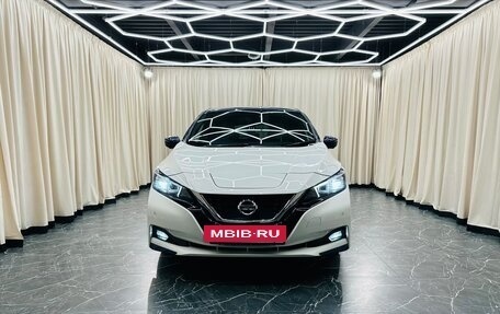 Nissan Leaf II, 2018 год, 1 779 000 рублей, 9 фотография