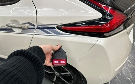 Nissan Leaf II, 2018 год, 1 779 000 рублей, 24 фотография