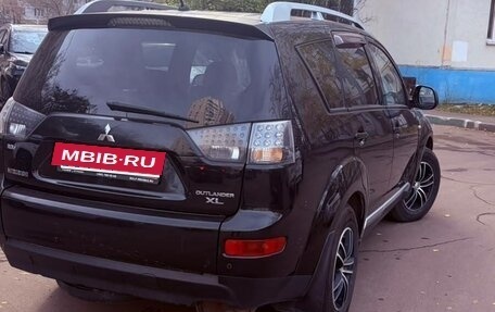 Mitsubishi Outlander III рестайлинг 3, 2008 год, 750 000 рублей, 4 фотография