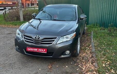 Toyota Camry, 2010 год, 1 200 000 рублей, 1 фотография
