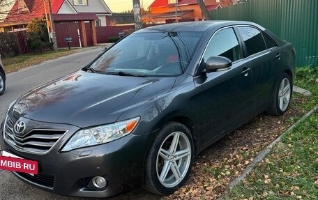 Toyota Camry, 2010 год, 1 200 000 рублей, 4 фотография