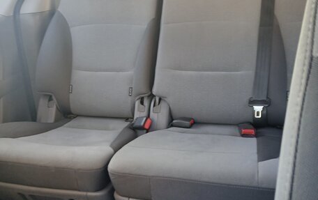 Hyundai H-1 II рестайлинг, 2015 год, 2 000 000 рублей, 6 фотография