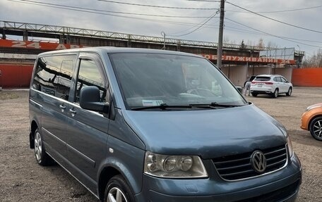 Volkswagen Multivan T5, 2004 год, 1 250 000 рублей, 3 фотография