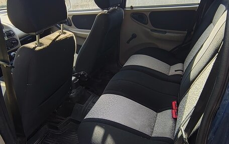 Chevrolet Niva I рестайлинг, 2006 год, 335 000 рублей, 6 фотография