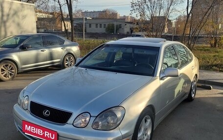 Lexus GS II рестайлинг, 2004 год, 550 000 рублей, 2 фотография