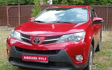 Toyota RAV4, 2012 год, 2 025 000 рублей, 1 фотография