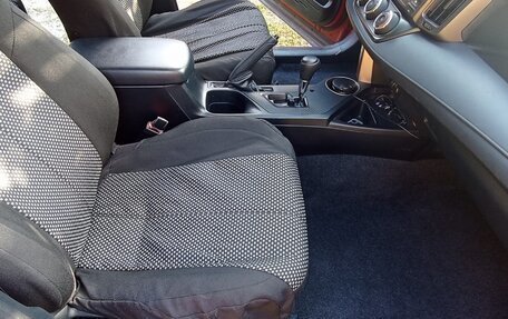 Toyota RAV4, 2012 год, 2 025 000 рублей, 21 фотография