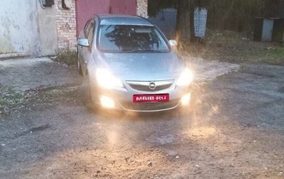 Opel Astra J, 2012 год, 675 000 рублей, 1 фотография